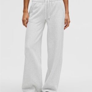 Lululemon Scuba Wide-Leg Sweatpants | Light Grey | XS